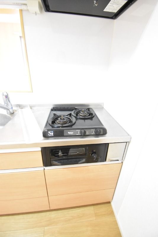 ��ʌ�����s�厚���̃A�p�[�g�̃L�b�`��