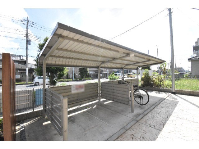 ��ʌ�����s�厚���̃A�p�[�g�̂��̑�