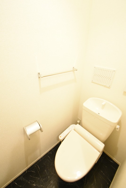 ��ʌ�����s�厚�����̃A�p�[�g�̃g�C��