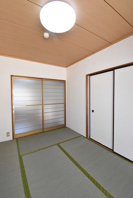 ��ʌ�����s�˒˓��Q���ڂ̃A�p�[�g�̂��̑�