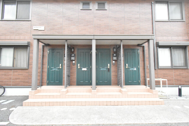 ��ʌ��������܎s�΋擌�Y�a�S���ڂ̃A�p�[�g�̃G���g�����X