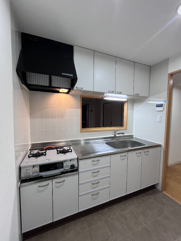 ��ʌ�����s�厚���s�̃}���V�����̃L�b�`��