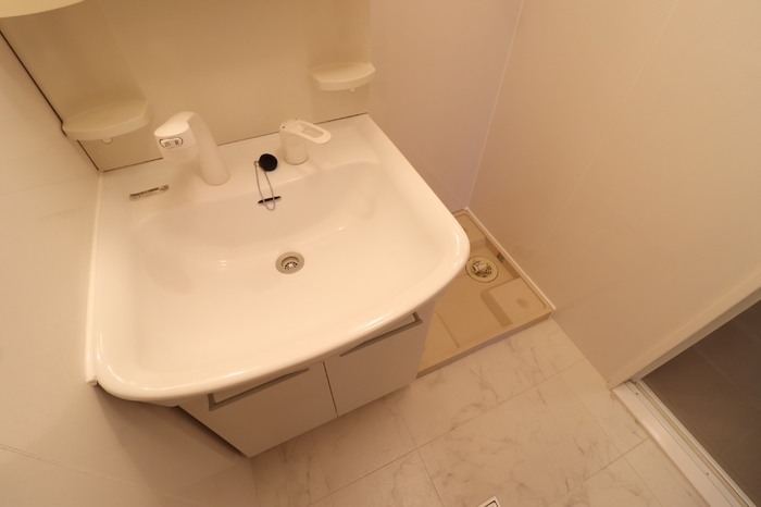 ��ʌ��������܎s�΋擌�Y�a�S���ڂ̃A�p�[�g�̐��ʏ�