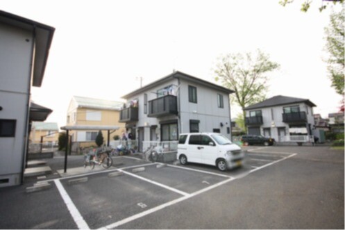 ��ʌ��������܎s������厚�쒆��̃e���X�n�E�X�̒��ԏ�