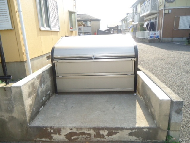 ��ʌ��������܎s������厚�쒆��̃e���X�n�E�X�̂��̑�