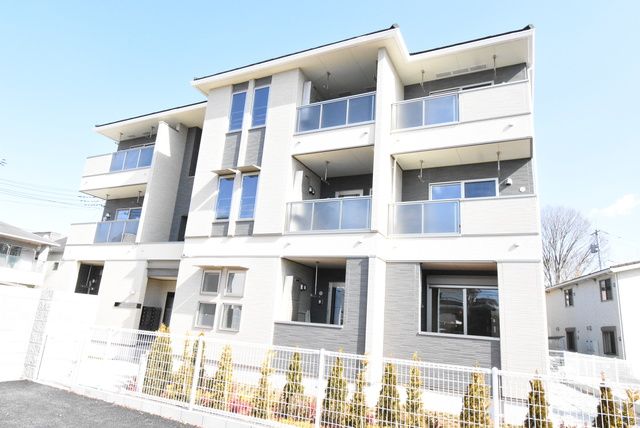 ��ʌ��������܎s������厚���V��362-1�̃A�p�[�g�̌����O��