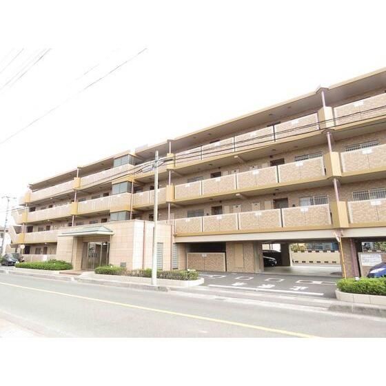 ��ʌ�����s�씵���J�T���ڂ̃}���V�����̌����O��