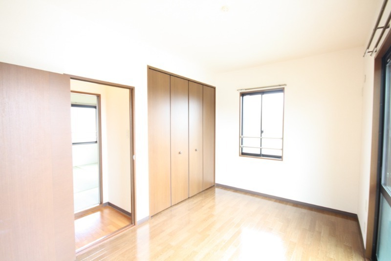 ��ʌ��������܎s������厚����̃e���X�n�E�X�̂��̑������E�X�y�[�X