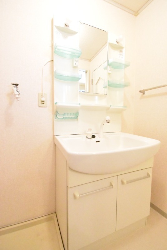 ��ʌ��������܎s�΋擌�Y�a�W���ڂ̃A�p�[�g�̐��ʏ�