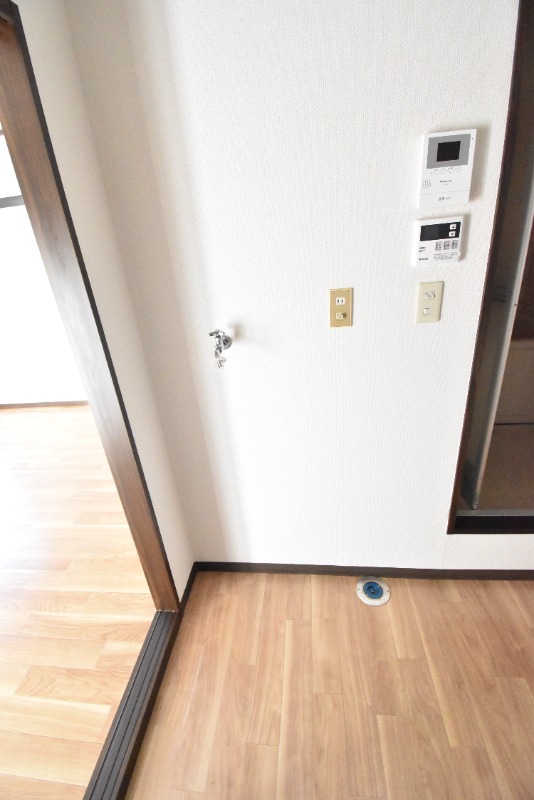 ��ʌ��������܎s�k��g�쒬�Q���ڂ̃A�p�[�g�̂��̑�