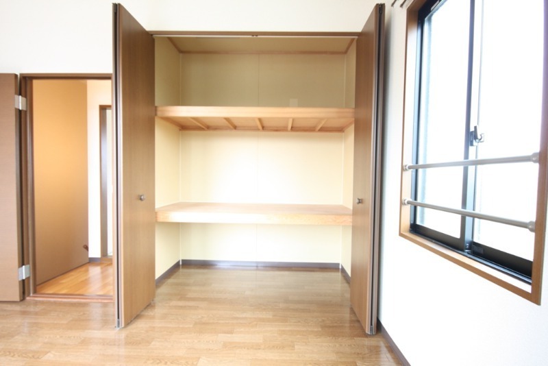 ��ʌ��������܎s������厚����̃e���X�n�E�X�̎��[