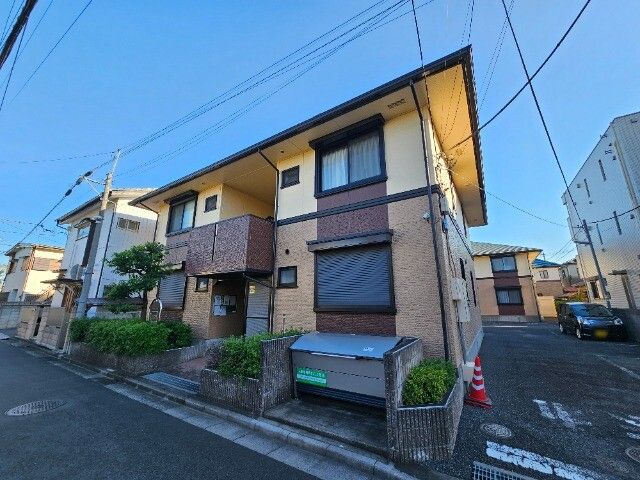 ʌ܎s{捂@P215-2̃Ap[ǧO