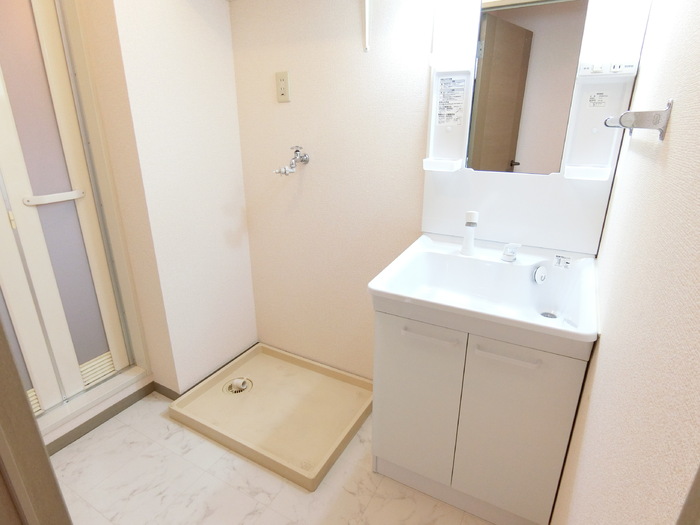 ��ʌ��������܎s��{��O���S���ڂ̃A�p�[�g�̐��ʏ�