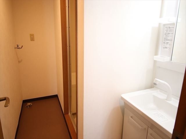 ��ʌ�����s�˒˂T���ڂ̃}���V�����̐��ʏ�