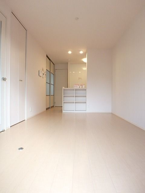 ��ʌ��������܎s��{��O���P���ڂ̃A�p�[�g�̂��̑������E�X�y�[�X