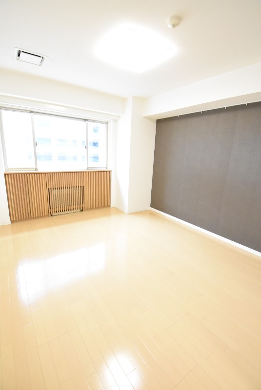 ��ʌ��������܎s��{����ؒ��S���ڂ̃}���V�����̋��ԁE���r���O