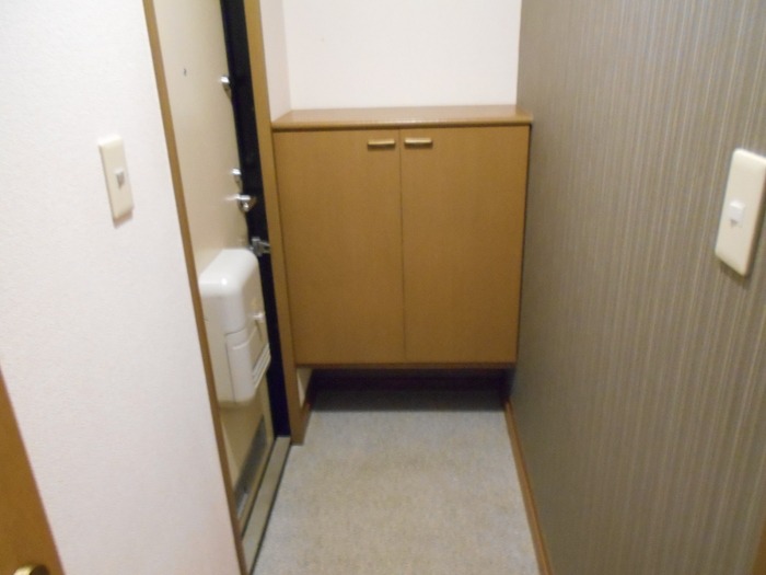 ��ʌ��z�J�s���������̃A�p�[�g�̌���