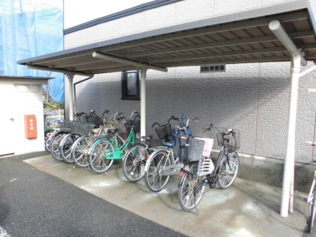 ��ʌ��z�J�s���������̃A�p�[�g�̂��̑�