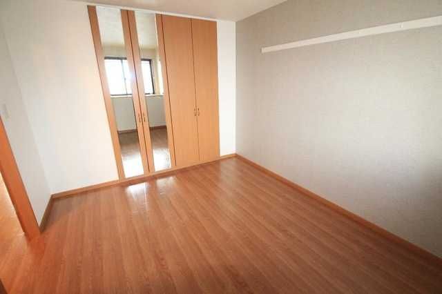 ��ʌ��z�J�s�V�z�J�Q���ڂ̃}���V�����̂��̑������E�X�y�[�X