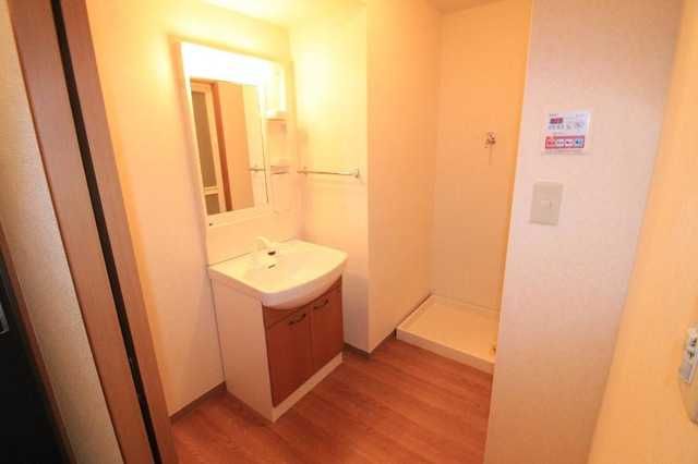 ��ʌ��z�J�s�V�z�J�Q���ڂ̃}���V�����̐��ʏ�