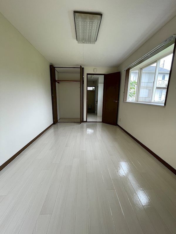 ��ʌ��������܎s��΋搼���̃A�p�[�g�̂��̑������E�X�y�[�X