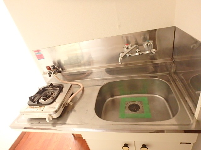 ��ʌ��������܎s�����扺�����S���ڂ̃A�p�[�g�̃L�b�`��