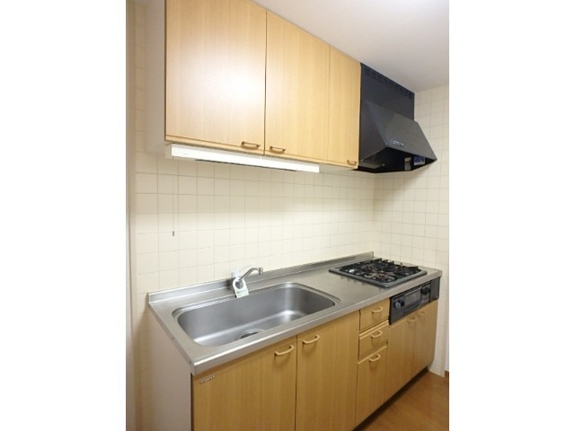 ��ʌ��������܎s��{��{���R���ڂ̃}���V�����̃L�b�`��