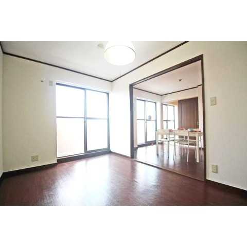 ��ʌ�����s���s�o�H�T���ڂ̃}���V�����̋��ԁE���r���O