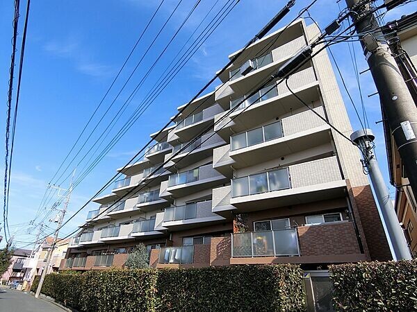 ��ʌ��������܎s�΋擌�Y�a�X���ڂ̃}���V�����̌����O��