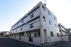 ��ʌ��@�c�s�厚�쓇638-4�̃}���V�����̌����O��