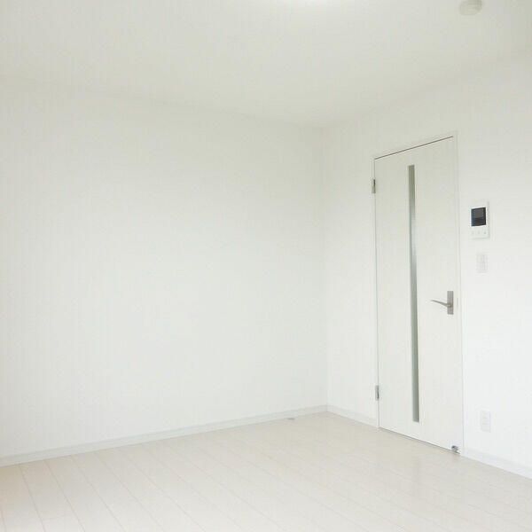 ��ʌ�����s�厚������̃A�p�[�g�̋��ԁE���r���O