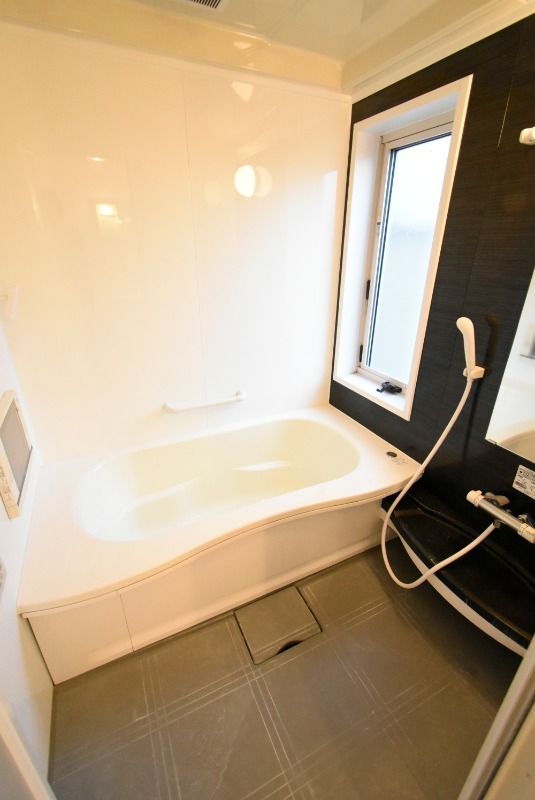 ��ʌ��������܎s��{��O���P���ڂ̈�ˌ��Ẵo�X