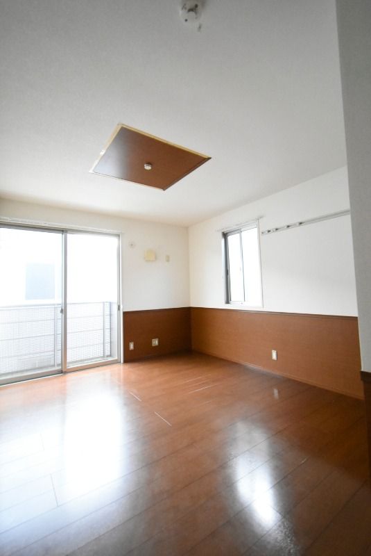 ��ʌ��������܎s��{��O���P���ڂ̈�ˌ��Ă̂��̑������E�X�y�[�X