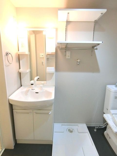 ��ʌ��������܎s�k��A�|���Q���ڂ̃A�p�[�g�̐��ʏ�