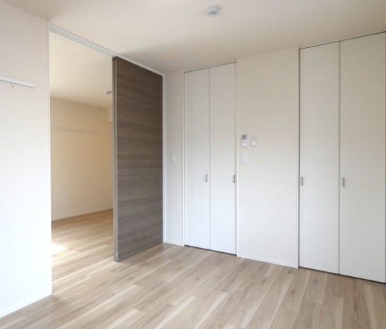 ��ʌ��������܎s�΋�厚��Ԗ؂̃}���V�����̂��̑������E�X�y�[�X