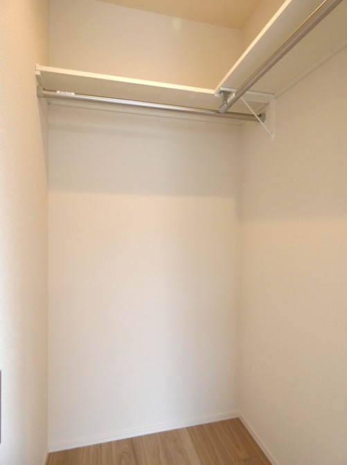 ��ʌ��������܎s�΋�厚��Ԗ؂̃}���V�����̎��[