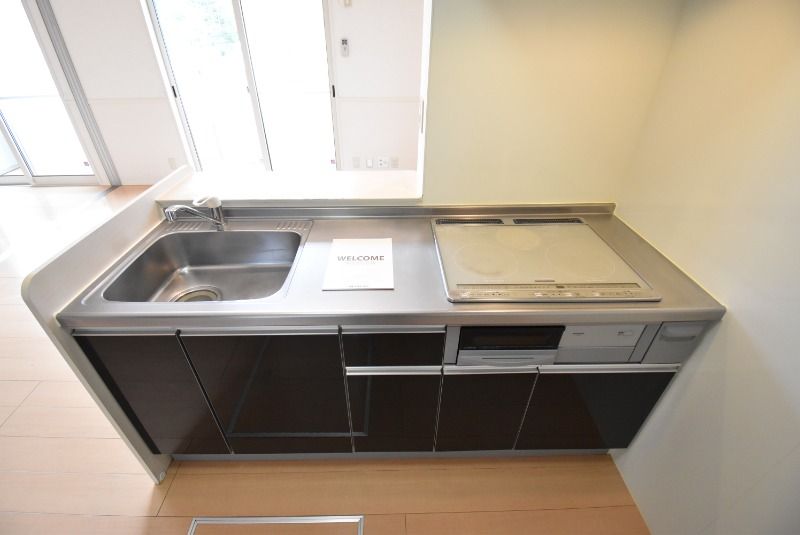 ��ʌ�����s�厚�ΐ_�̃A�p�[�g�̃L�b�`��