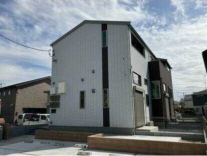 ��ʌ�����s�厚����84-6�̃A�p�[�g�̌����O��