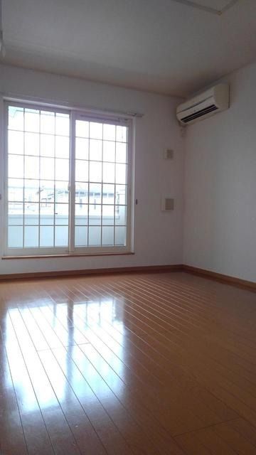 ��ʌ��������܎s��΋撇���Q���ڂ̃A�p�[�g�̋��ԁE���r���O