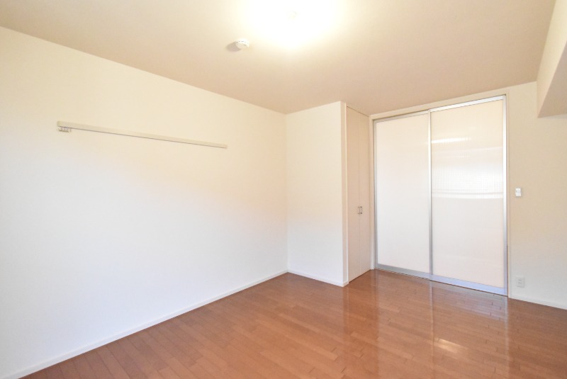 ��ʌ�����s������P���ڂ̃}���V�����̋��ԁE���r���O