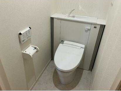 ��ʌ�����s�厚����̃A�p�[�g�̃g�C��