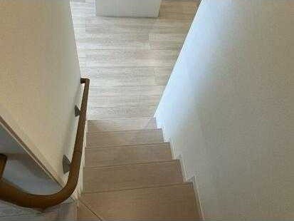 ��ʌ�����s�厚����̃A�p�[�g�̂��̑������E�X�y�[�X