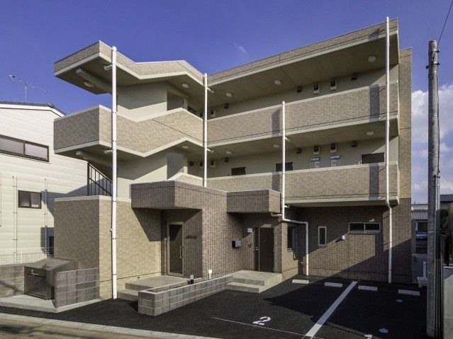 ��ʌ��������܎s��{����ؒ��S����832-2�̃}���V�����̌����O��