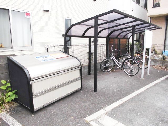 ��ʌ�����s�{�{���P���ڂ̃A�p�[�g�̂��̑�