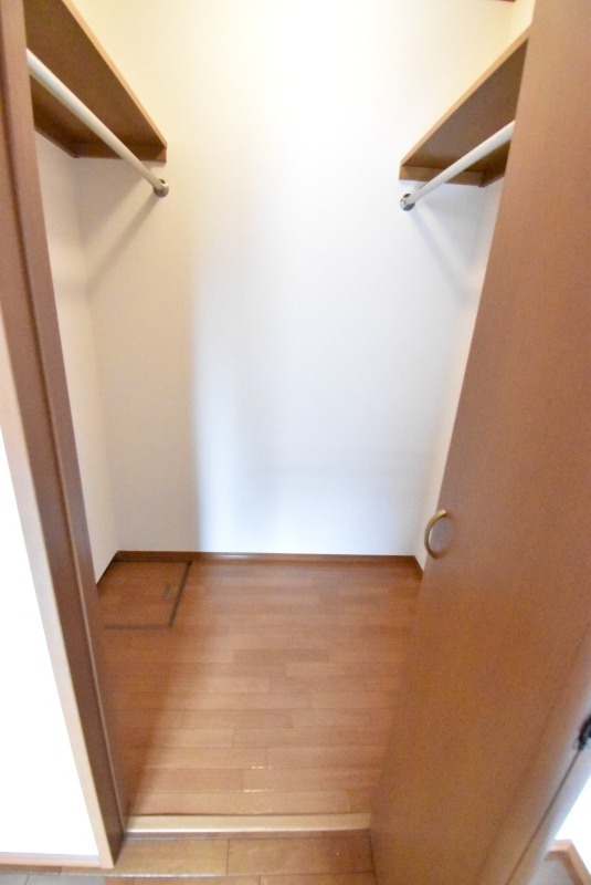 ��ʌ�����s�˒˓��P���ڂ̃}���V�����̎��[