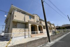 ��ʌ��������܎s�k��{����1184-4�̃A�p�[�g�̌����O��