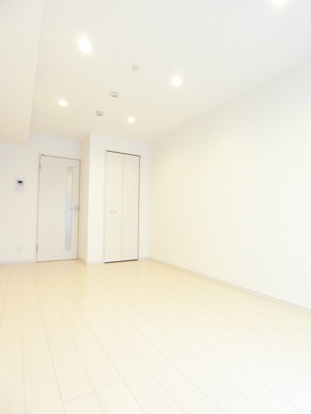 ��ʌ������s�����P���ڂ̃A�p�[�g�̂��̑������E�X�y�[�X