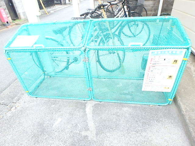 ��ʌ��������܎s��{��x�̓����P���ڂ̃A�p�[�g�̂��̑�