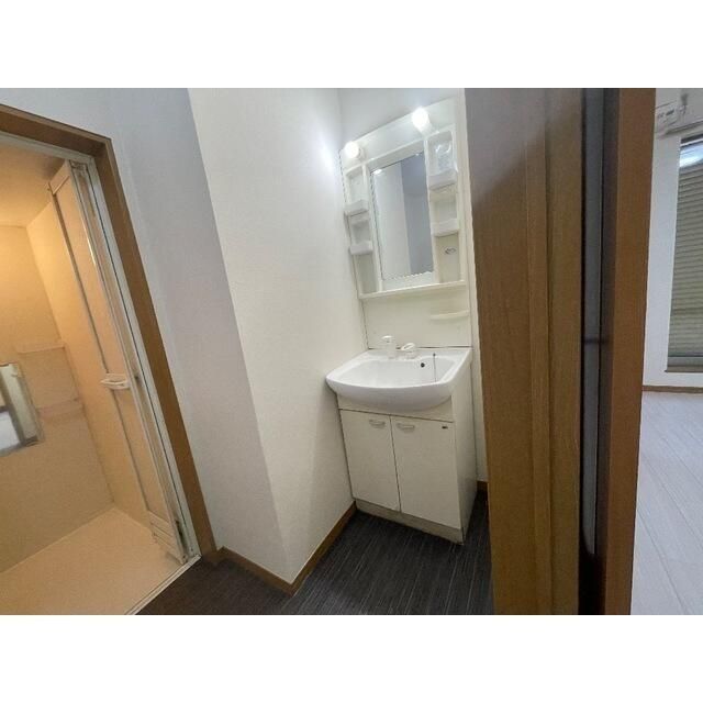 ��ʌ��k�����S�ɓޒ����h��T���ڂ̃A�p�[�g�̐��ʏ�