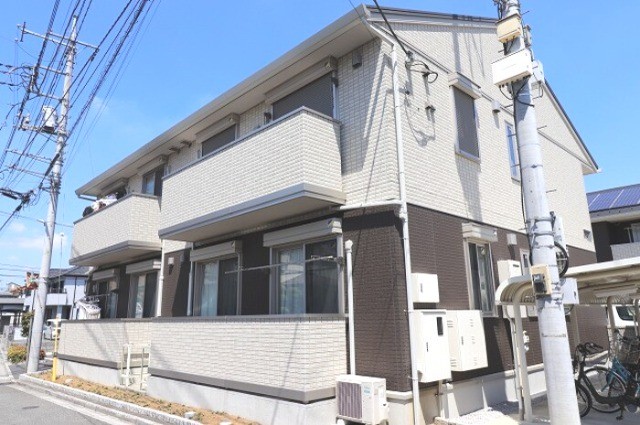 ��ʌ��������܎s�΋�厚�O���̃A�p�[�g�̌����O��